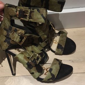 Calf hair camo sandal